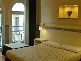 Migdal Palace Rom 0*,
