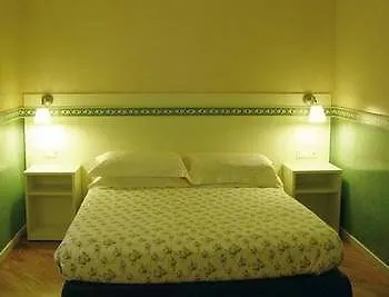 Migdal Palace Rom 0*,  Italien
